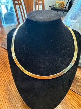Gold and silver reversible Collar Necklace